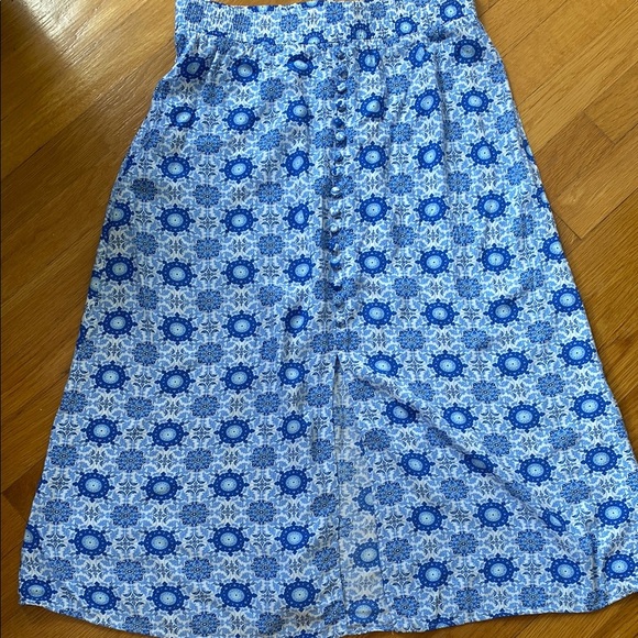 LOFT Blue and White A-Line Midi Skirt - Picture 2 of 7